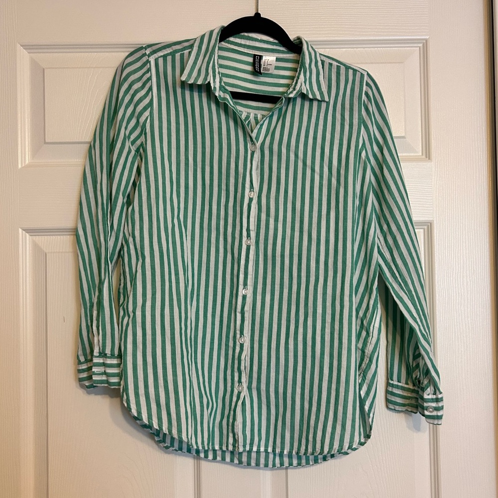 Green and White Striped Divided Casual Button Down Long Sleeve